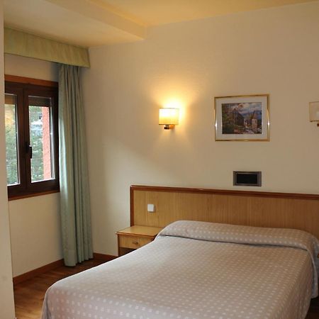 Hotel Villa De Канфранк Номер фото
