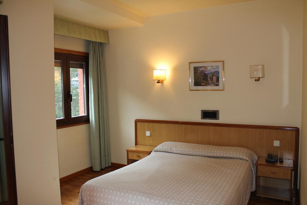 Hotel Villa De Канфранк Екстер'єр фото